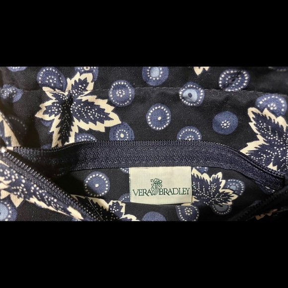 Vera Bradley 3 - Picture 5 of 6